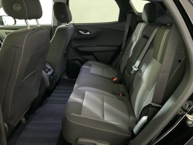 Used 2025 Chevrolet Blazer LT AWD/4WD image 24