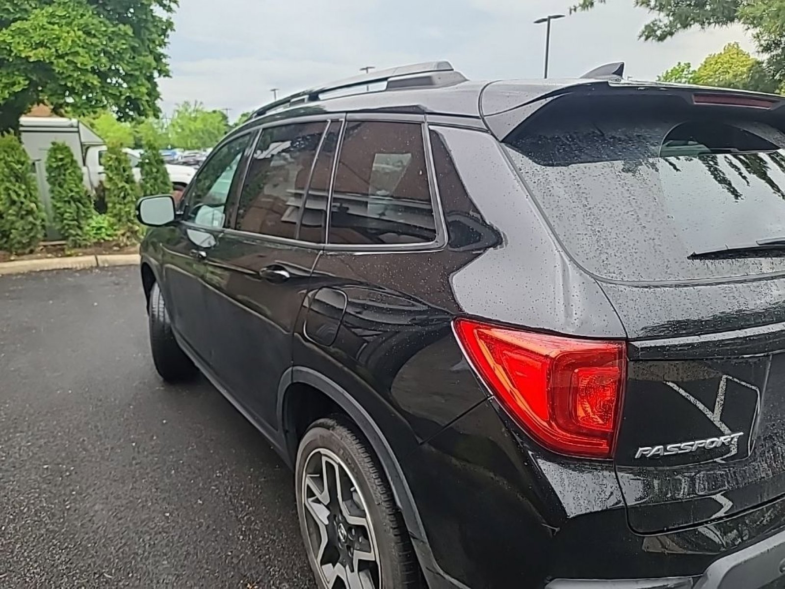 Used 2023 Honda Passport Elite image 9