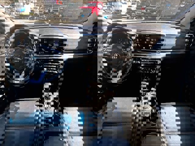 Used 2021 Kia Sportage EX image 16