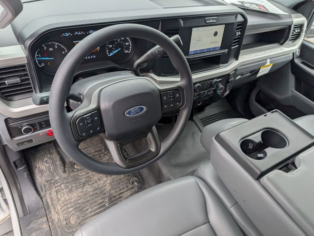 New 2025 Ford F550 4x4 Regular Cab Super Duty image 22
