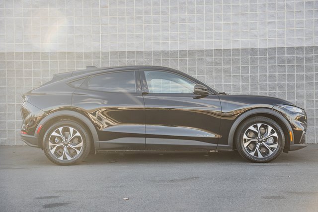 Certified 2025 Ford Mustang Mach-E Select w/ Comfort Package Lite image 4