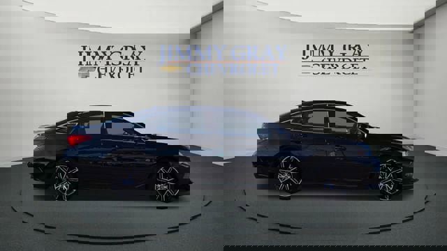 Used 2019 Toyota Avalon Touring w/ Advanced Safety Package image 2