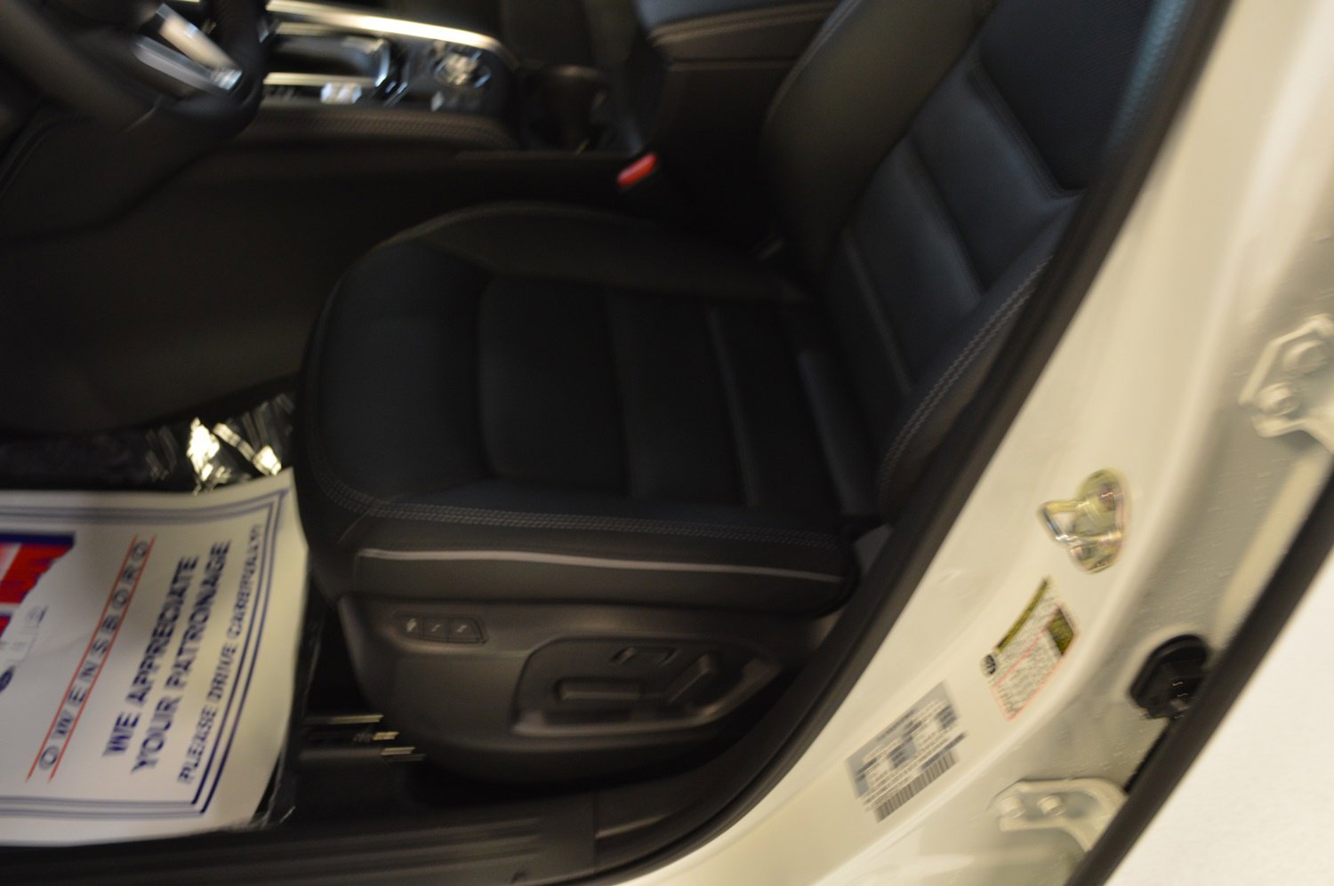 New 2025 MAZDA CX-5 AWD 2.5 S w/ Premium Plus Pkg image 15