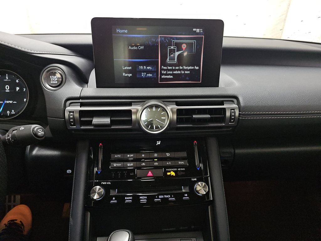 Used 2022 Lexus IS 300 F Sport AWD/4WD image 5