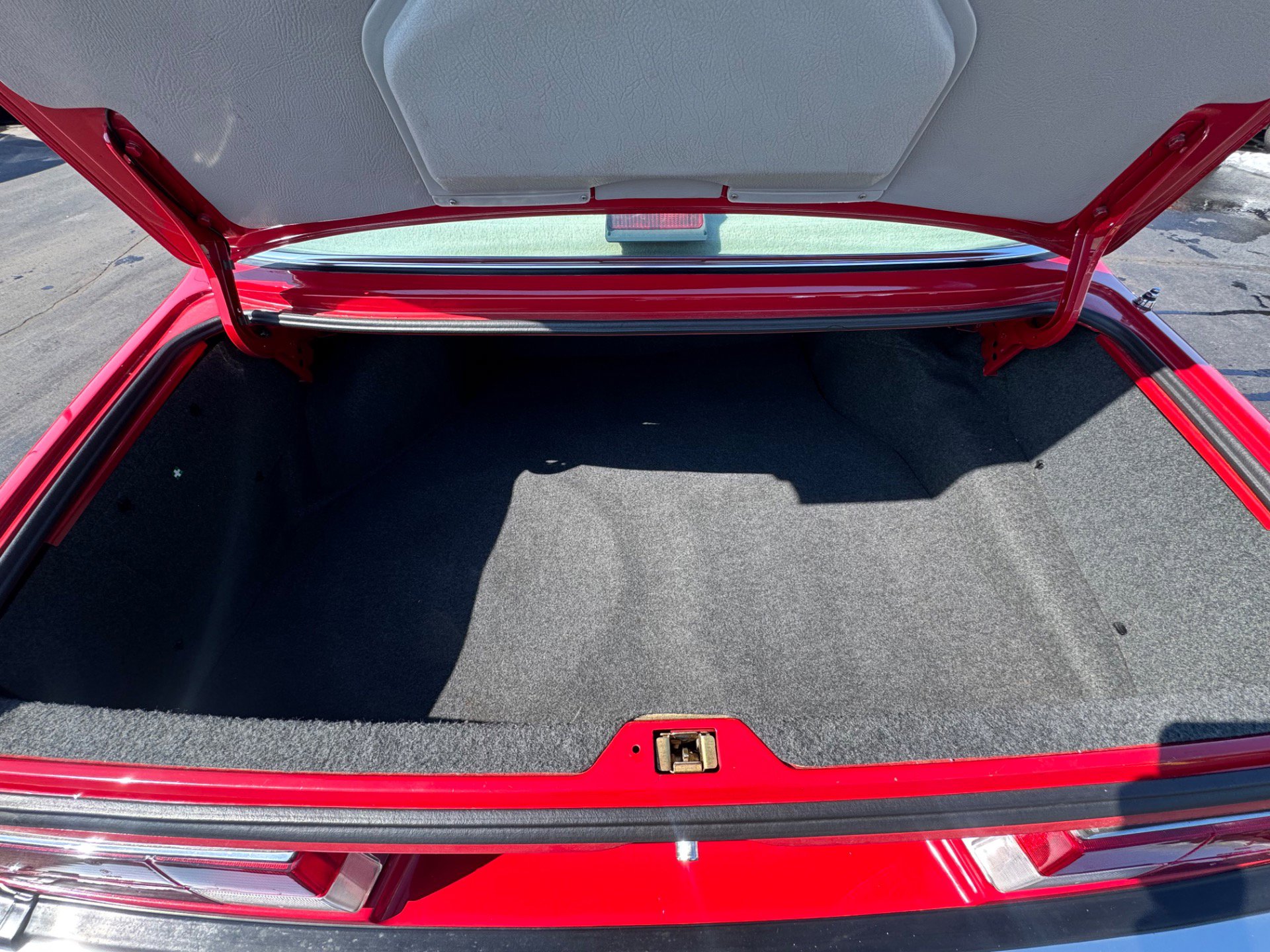 Used 1987 BMW 635CSi Coupe image 9