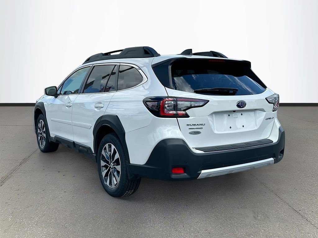 Used 2023 Subaru Outback Limited image 5