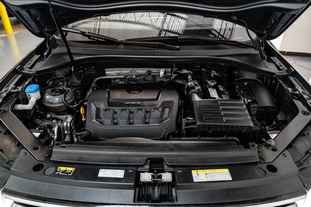 Used 2024 Volkswagen Tiguan SEL R-Line AWD/4WD image 35