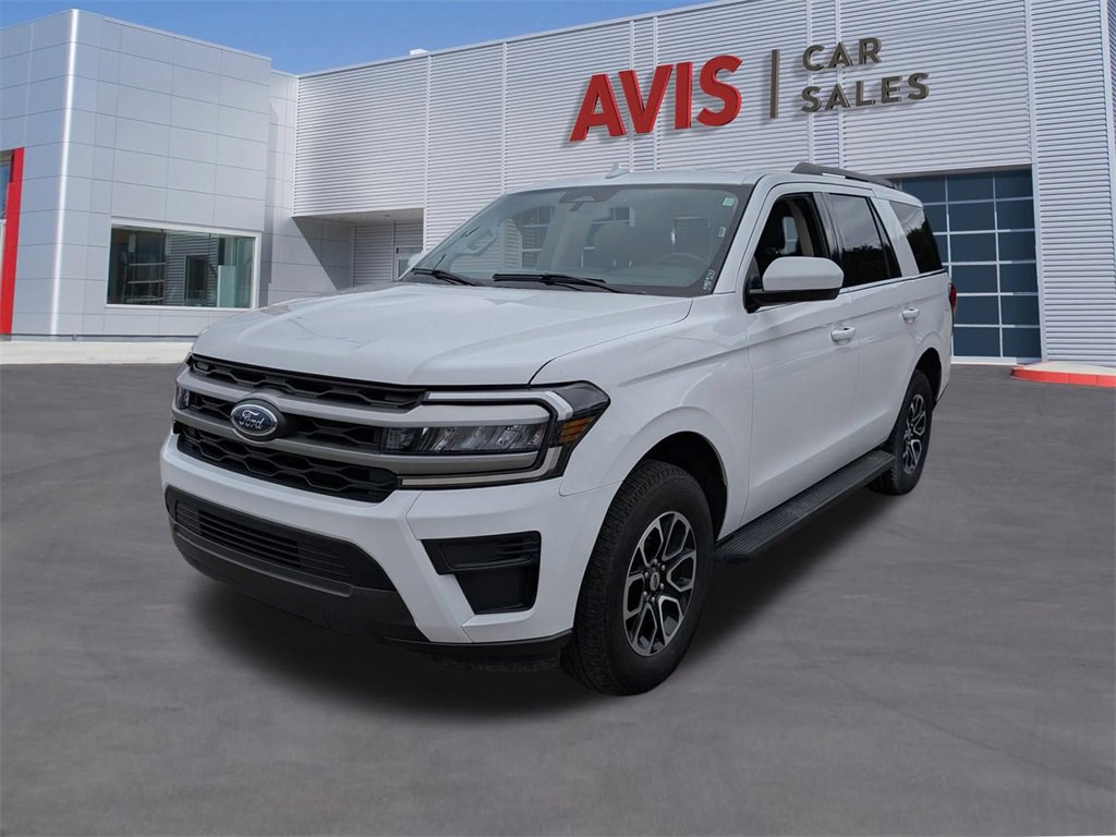 Used 2024 Ford Expedition XLT image 1