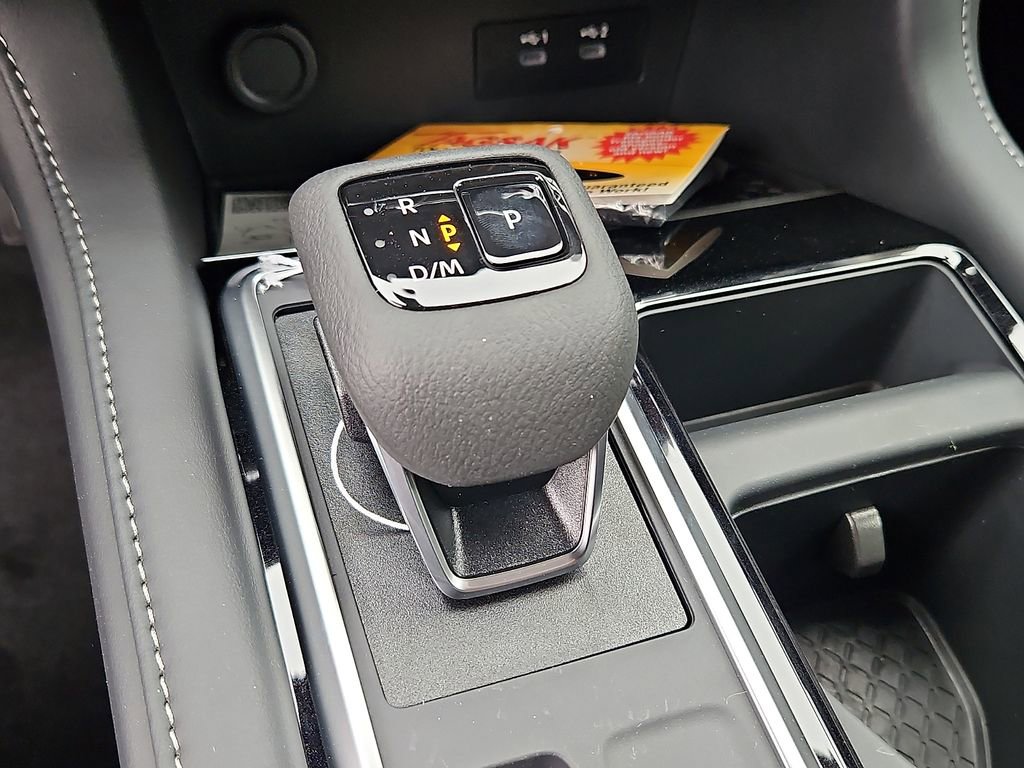 New 2026 Nissan Pathfinder SV AWD/4WD image 9