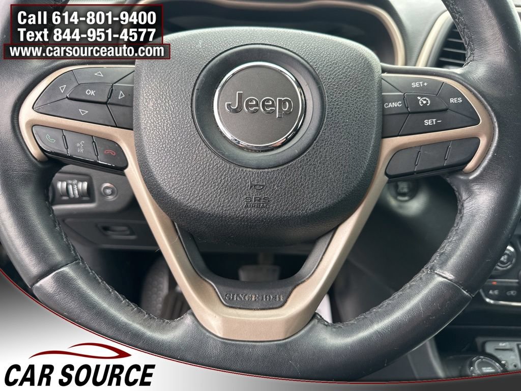 Used 2016 Jeep Cherokee Latitude w/ Comfort/Convenience Group AWD/4WD image 14