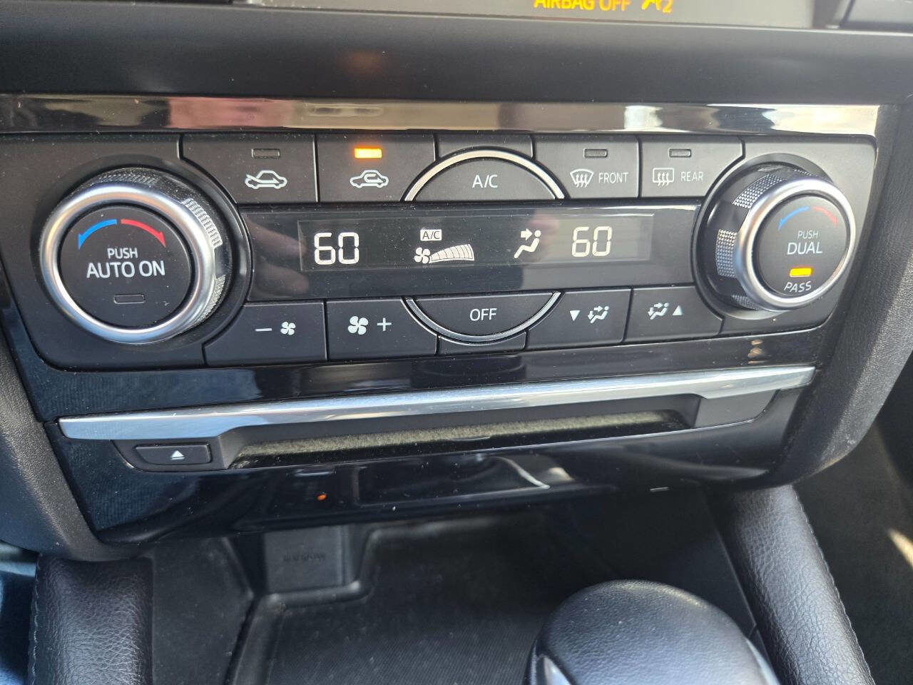 Used 2017 MAZDA MAZDA6 Touring w/ Touring Premium Package image 19