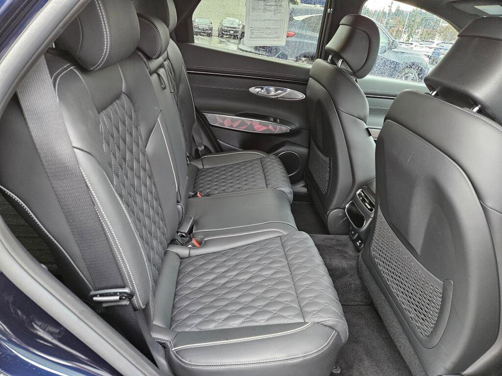 Used 2025 Genesis GV70 3.5T Sport w/ Sport Advanced Package image 14