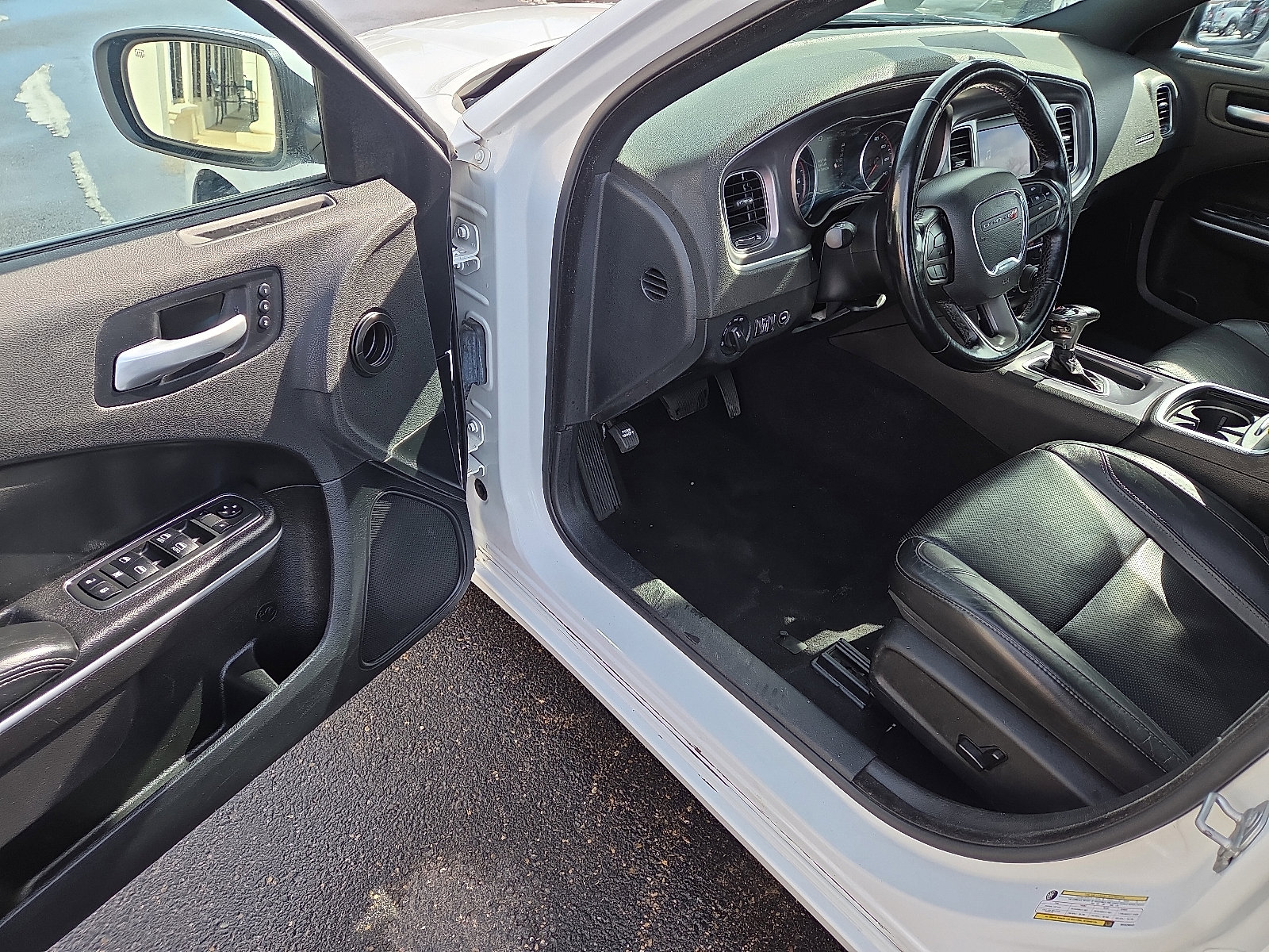 Used 2021 Dodge Charger SXT w/ Leather Interior Group image 10