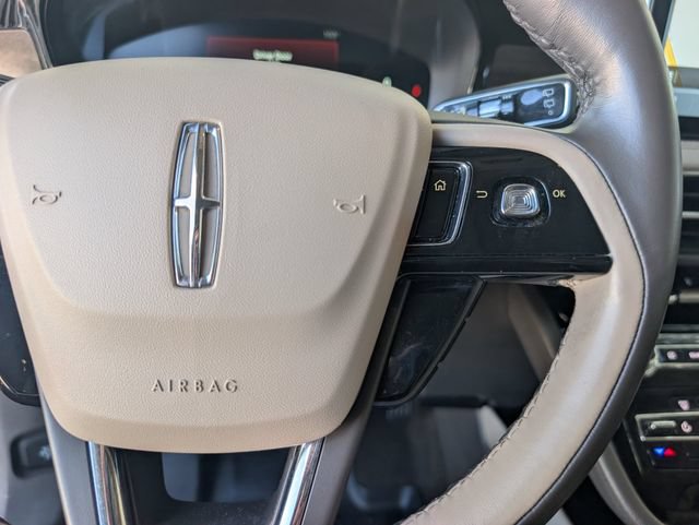 Used 2022 Lincoln Corsair Reserve AWD/4WD image 14