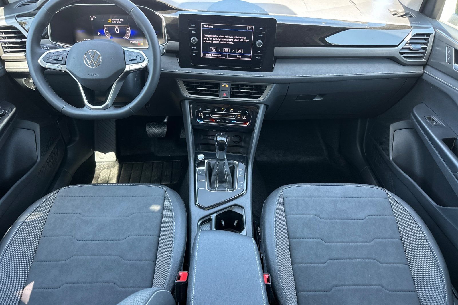 New 2026 Volkswagen Taos SE FWD image 13