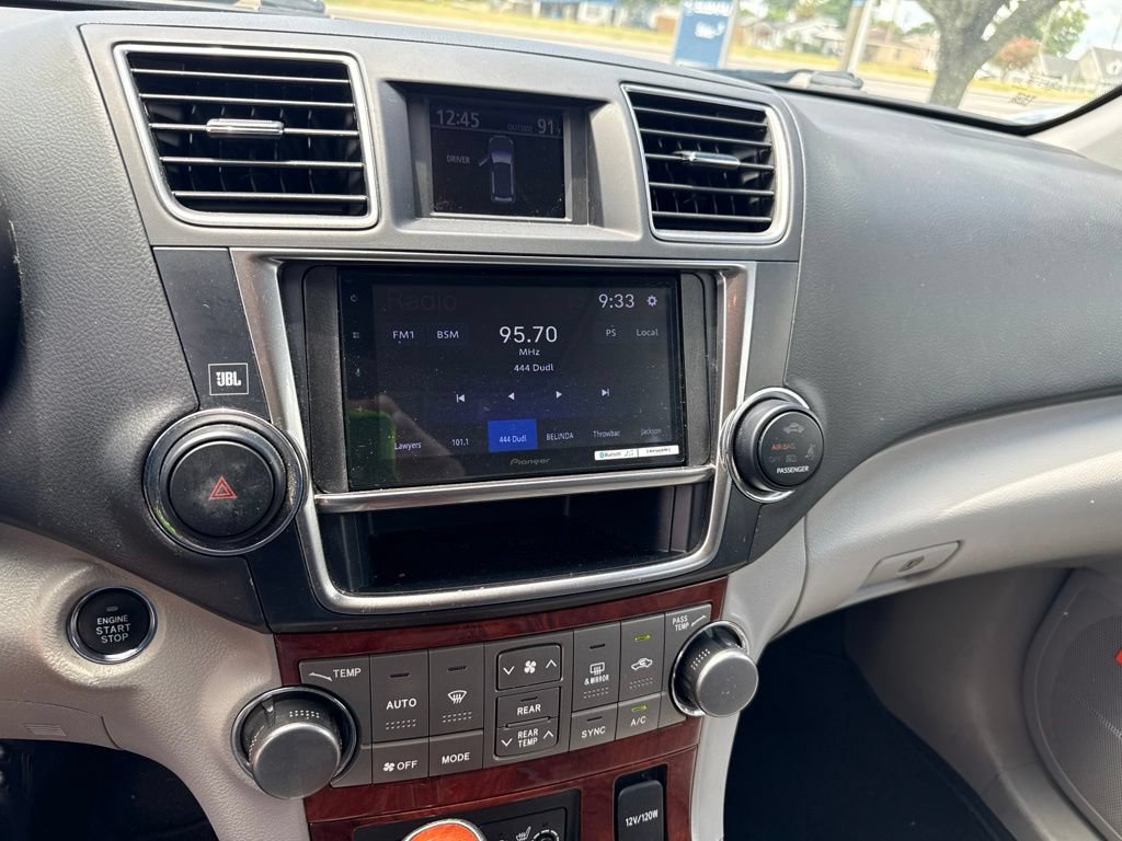 Used 2013 Toyota Highlander Limited FWD image 15