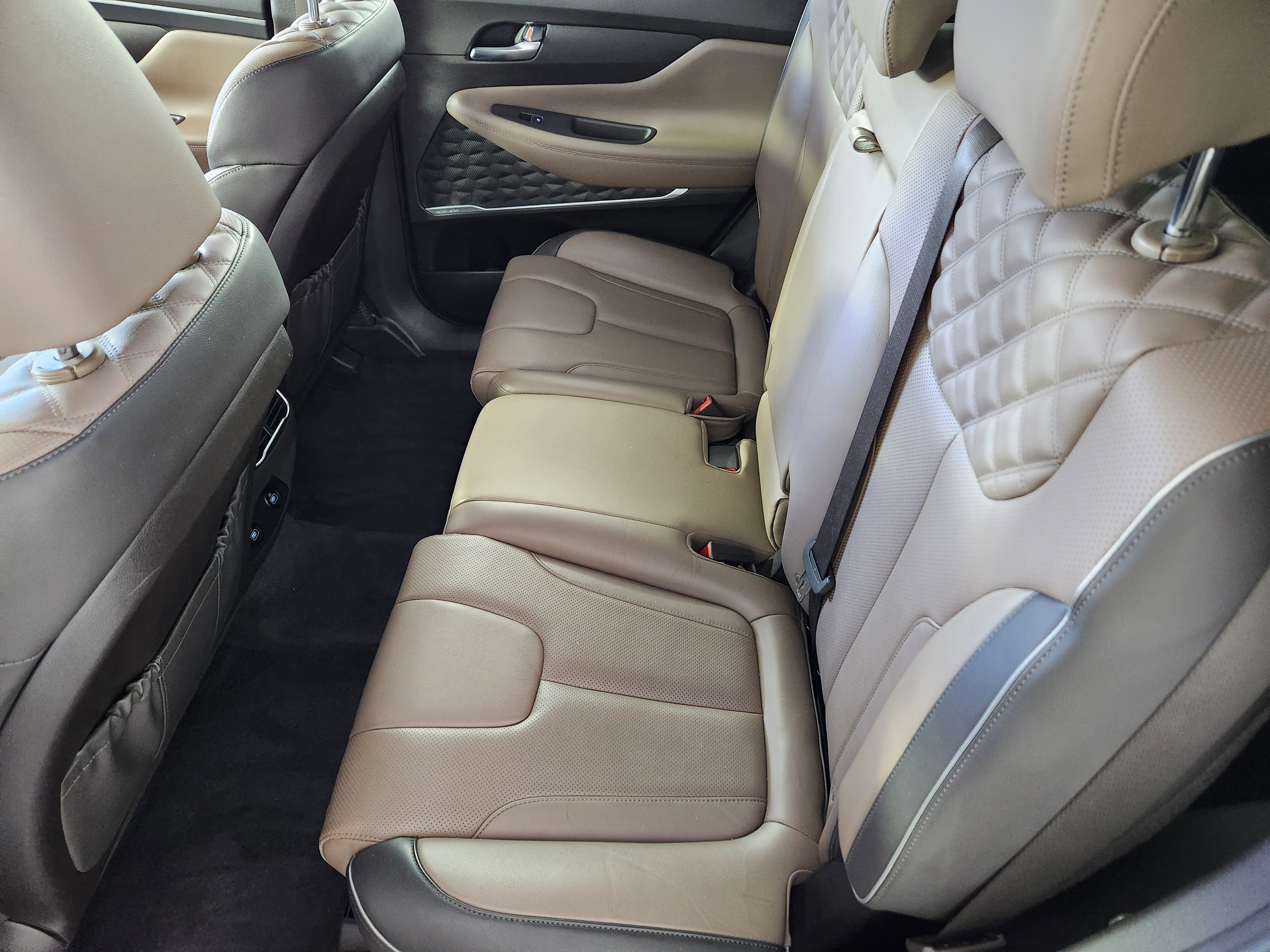 Used 2022 Hyundai Santa Fe SEL Premium AWD/4WD image 14