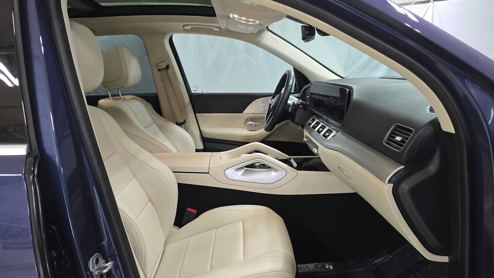 Certified 2024 Mercedes-Benz GLE 450 4MATIC image 10