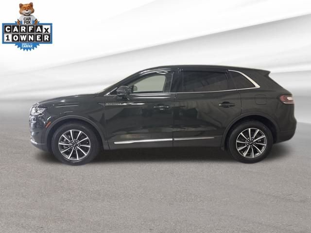 Used 2022 Lincoln Nautilus AWD image 4