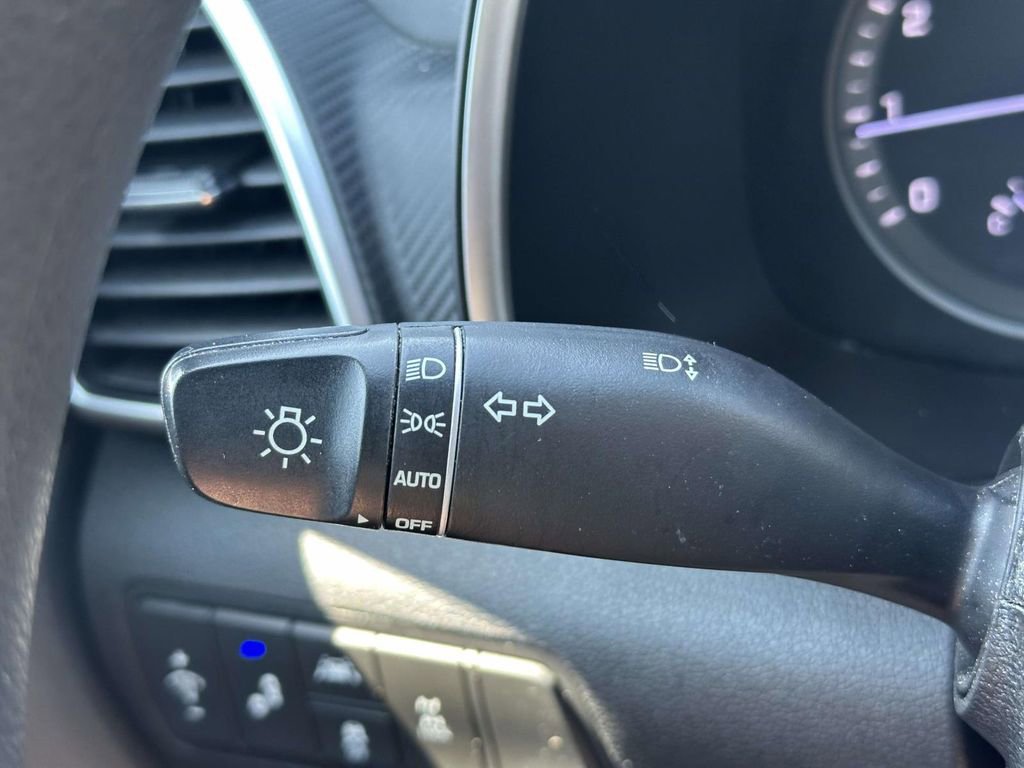 Used 2019 Hyundai Tucson Value AWD/4WD image 36