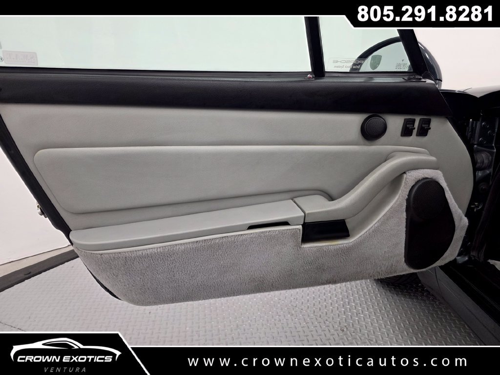 Used 1996 Porsche 911 Carrera RWD image 22