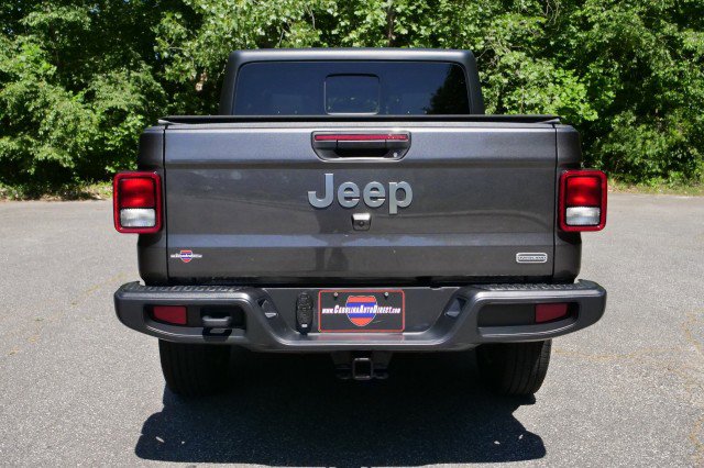 Used 2022 Jeep Gladiator Overland w/ Popular Equipment Package AWD/4WD image 18