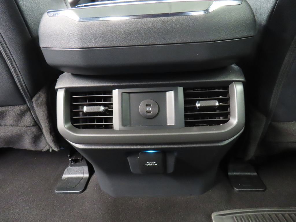 Used 2025 Ford F150 Lariat AWD/4WD image 14