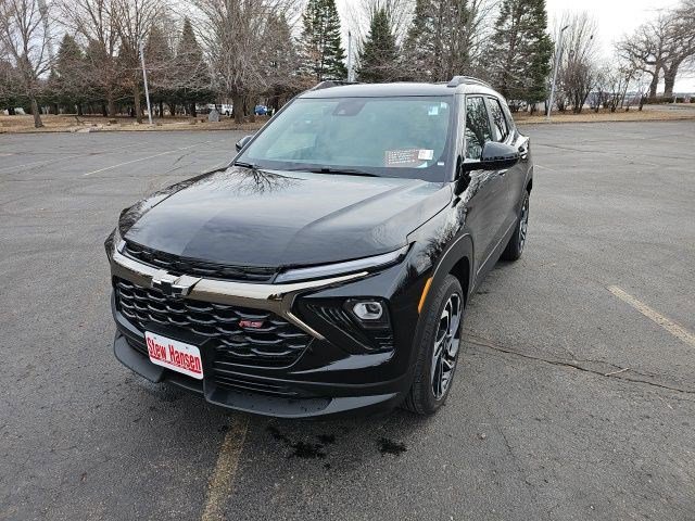 Used 2026 Chevrolet TrailBlazer RS w/ Convenience Package image 2