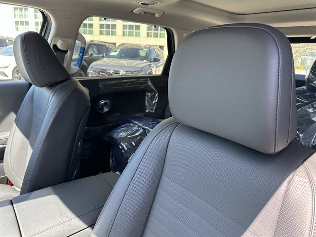 New 2027 Hyundai Palisade Limited FWD image 24