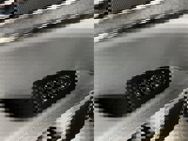 Used 2020 Lincoln Nautilus Reserve w/ Equipment Group 201A image 24