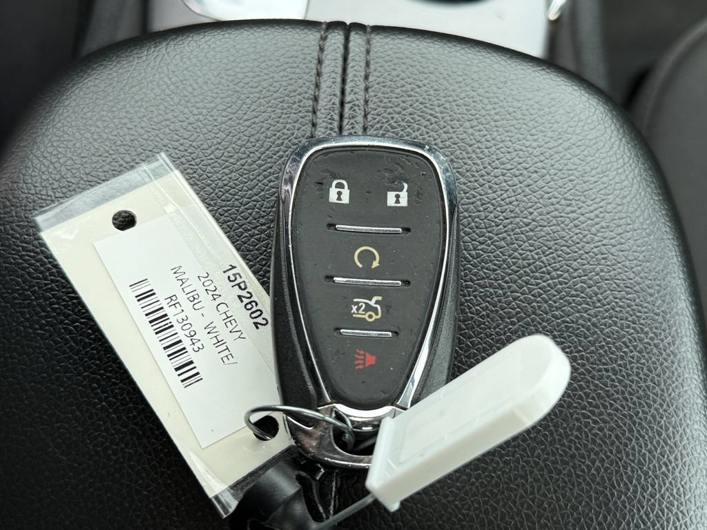 Used 2024 Chevrolet Malibu LT FWD image 50