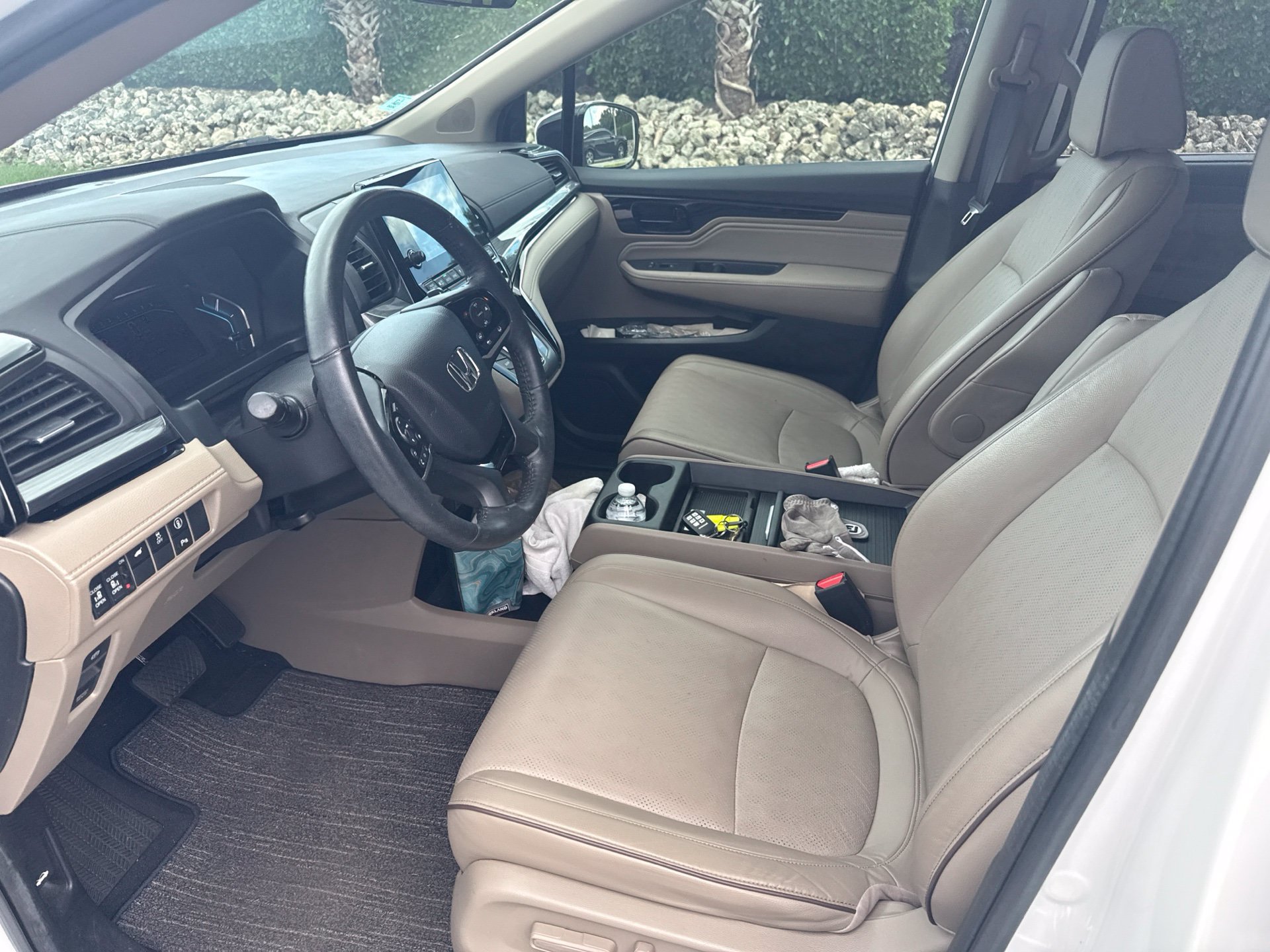 Used 2024 Honda Odyssey Elite image 12