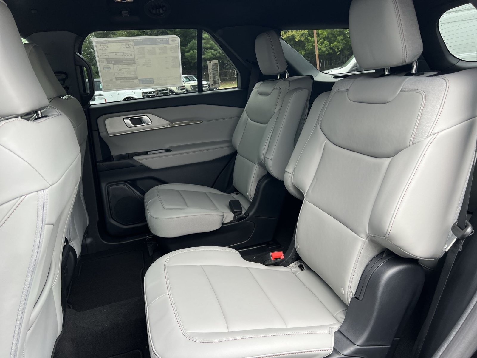 New 2027 Ford Explorer Active w/ Active Comfort Package AWD/4WD image 24