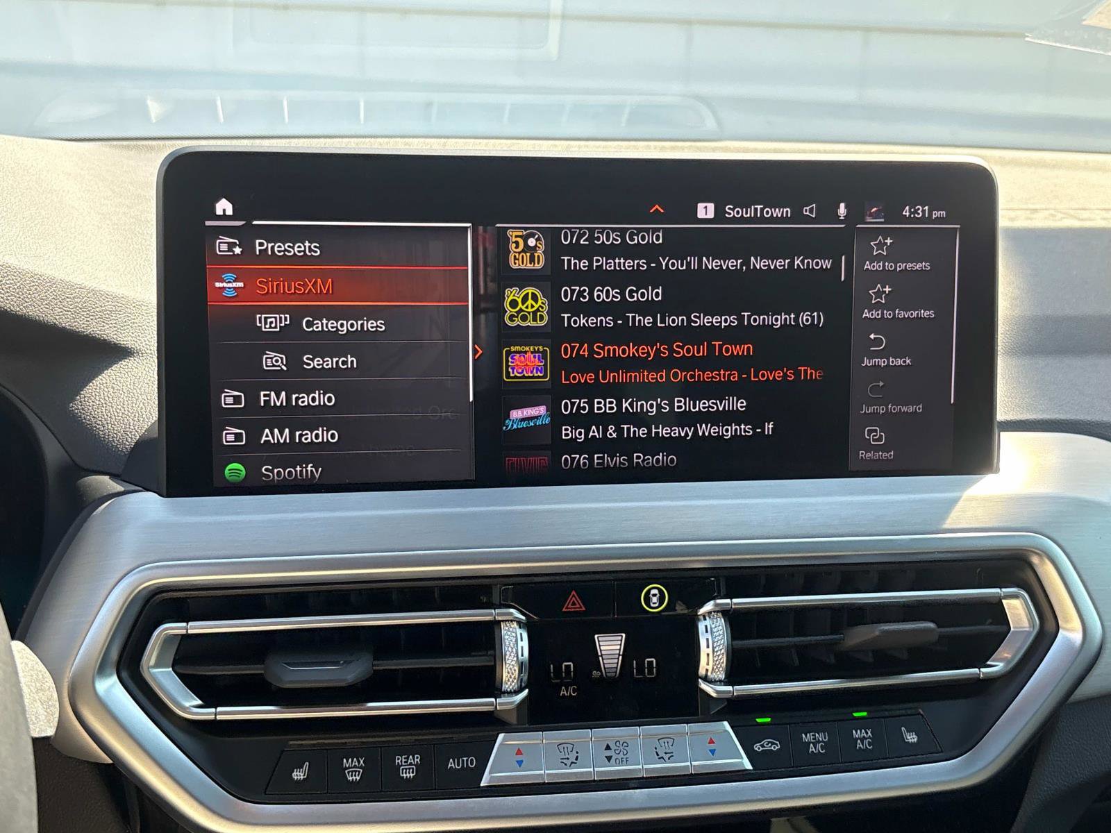 Used 2025 BMW X4 xDrive30i image 19