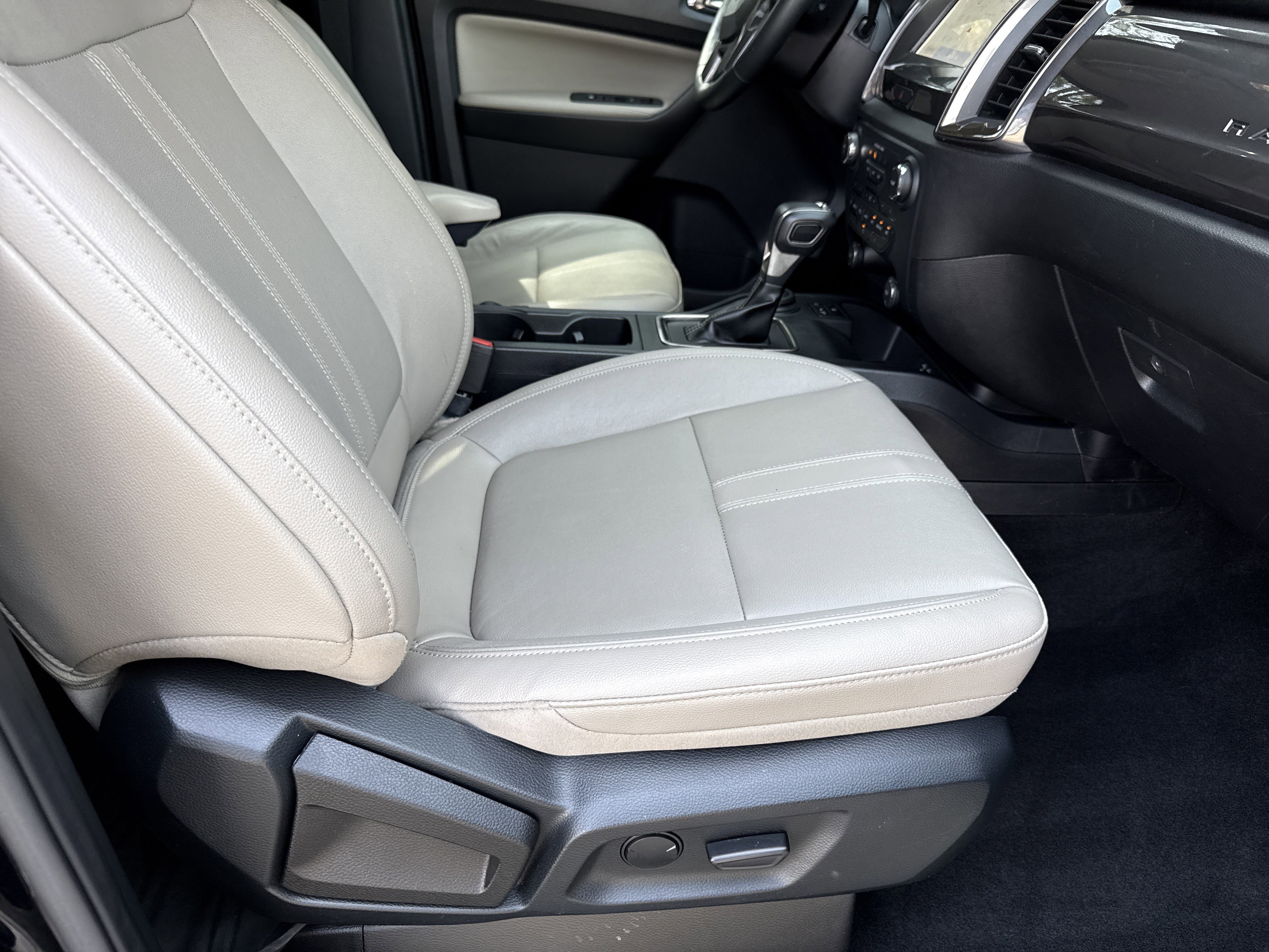 Used 2021 Ford Ranger Lariat w/ Equipment Group 501A High image 13