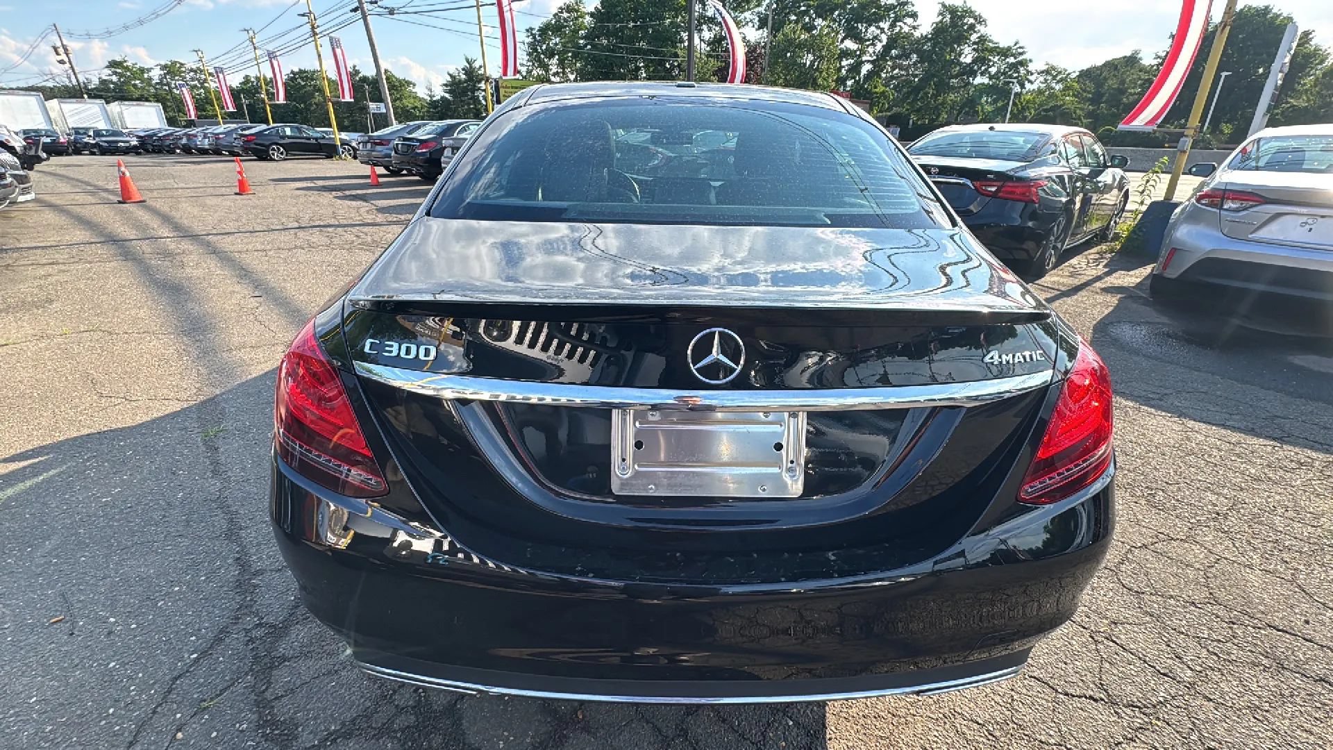 Used 2019 Mercedes-Benz C 300 4MATIC Sedan w/ Premium Package image 6