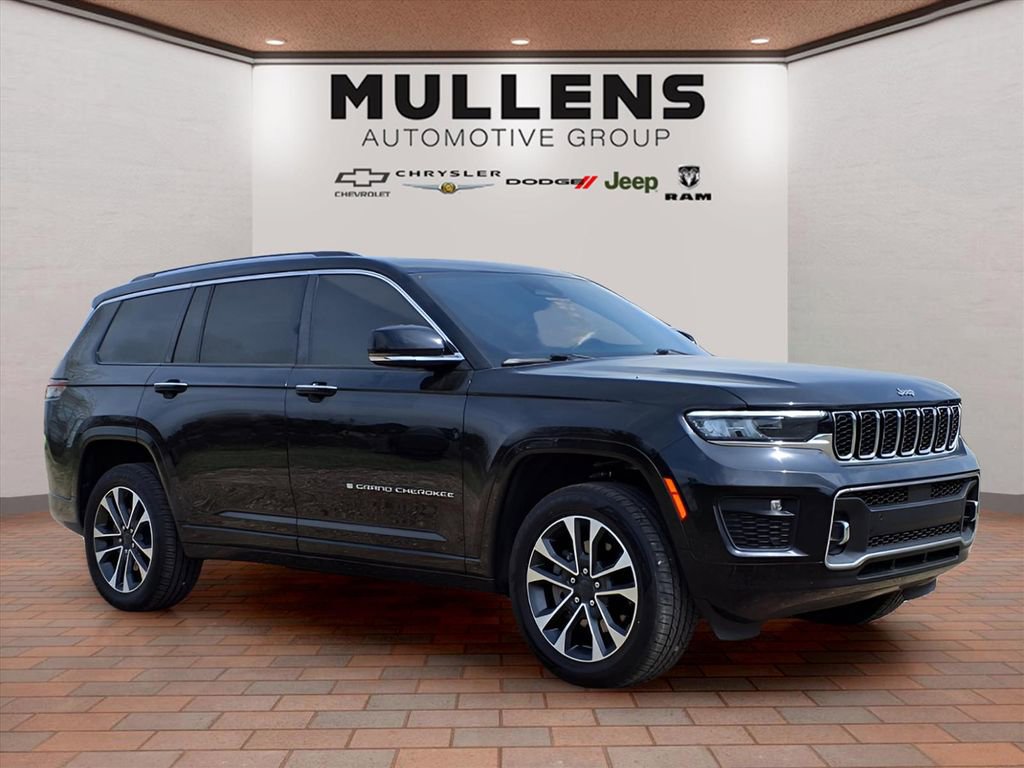 Used 2022 Jeep Grand Cherokee L Overland image 2