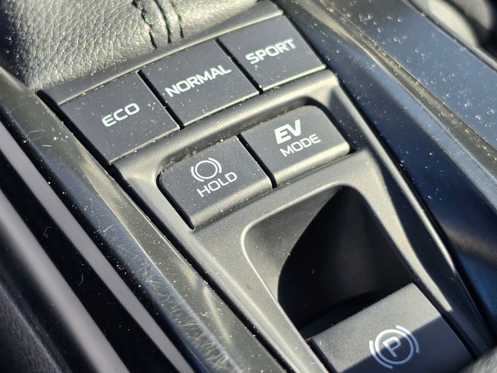 Used 2025 Toyota Camry LE FWD image 22