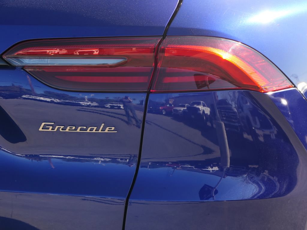 Used 2024 Maserati Grecale Trofeo image 5