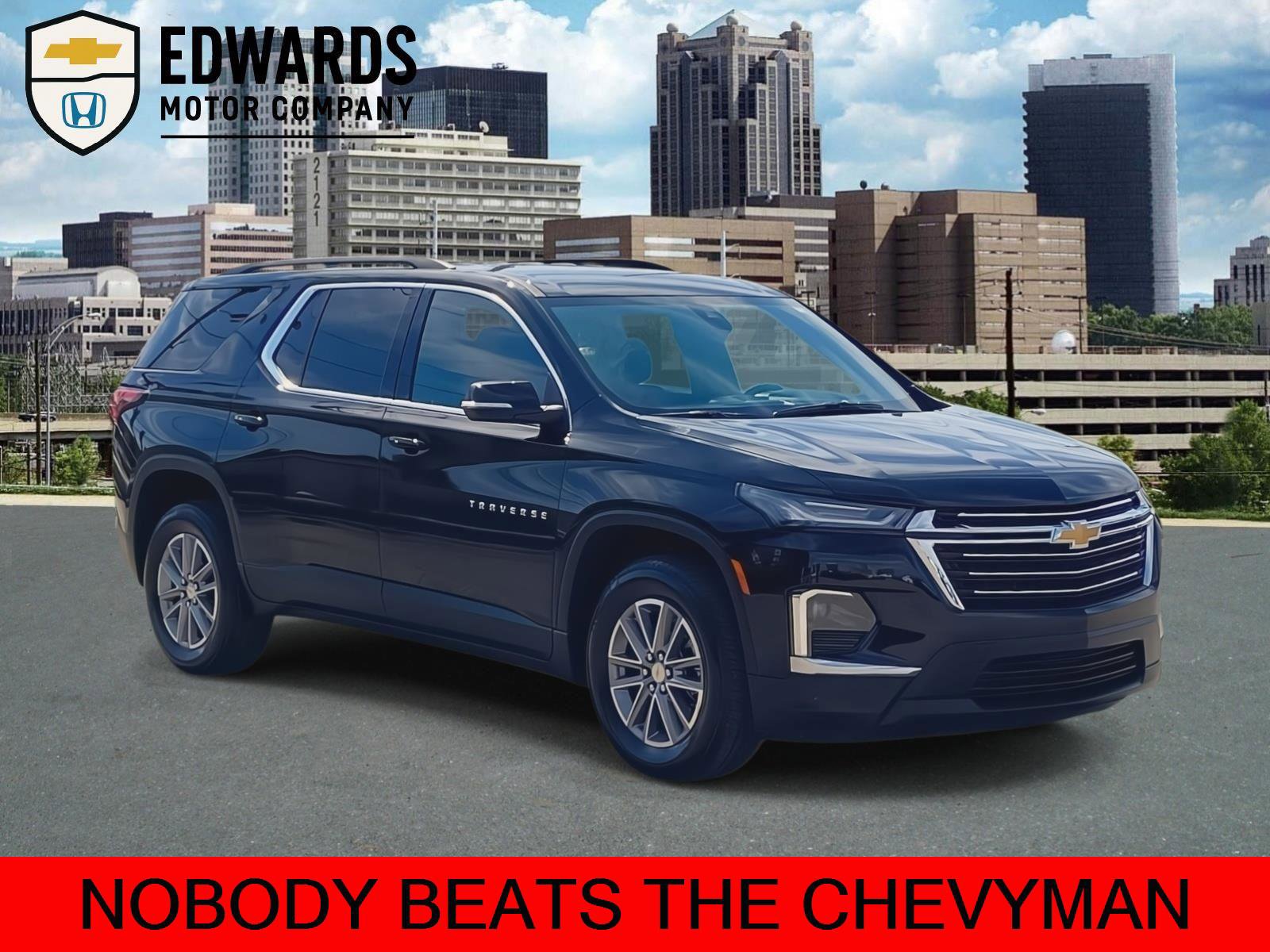 Used 2022 Chevrolet Traverse LT
