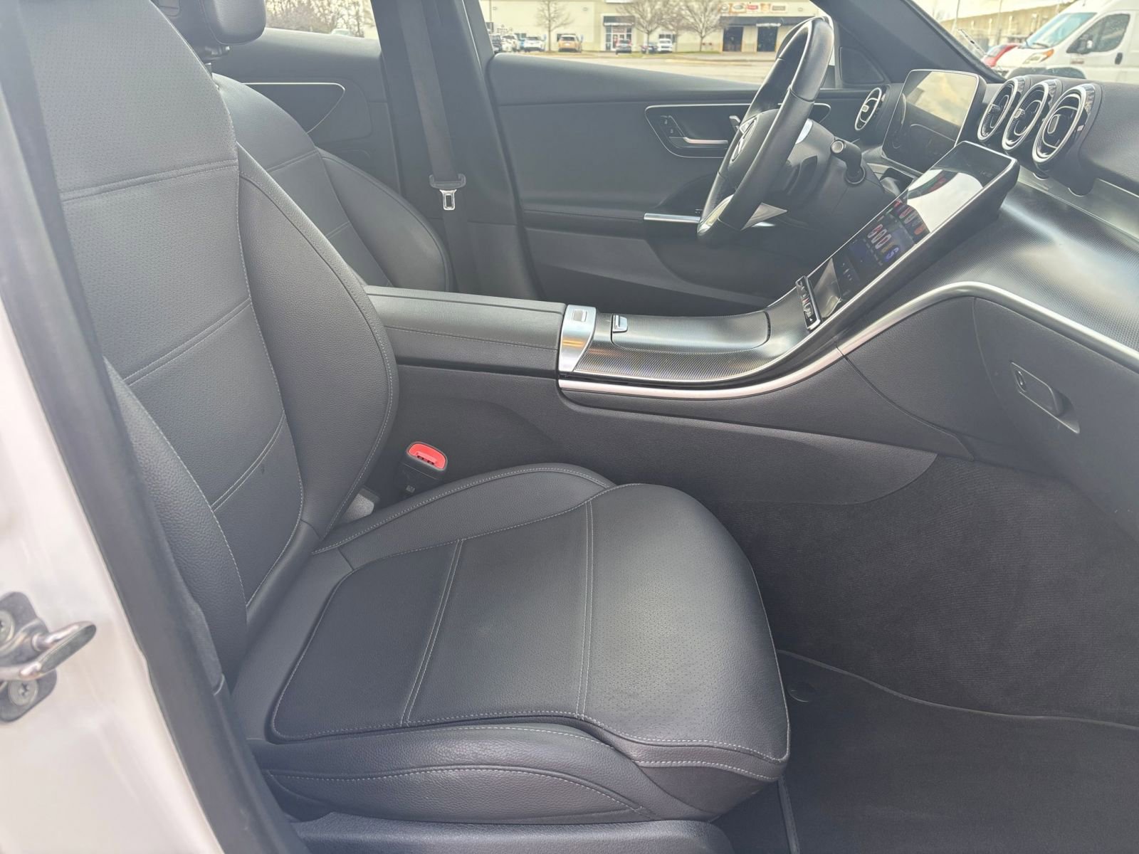 Used 2024 Mercedes-Benz C 300 Sedan image 38