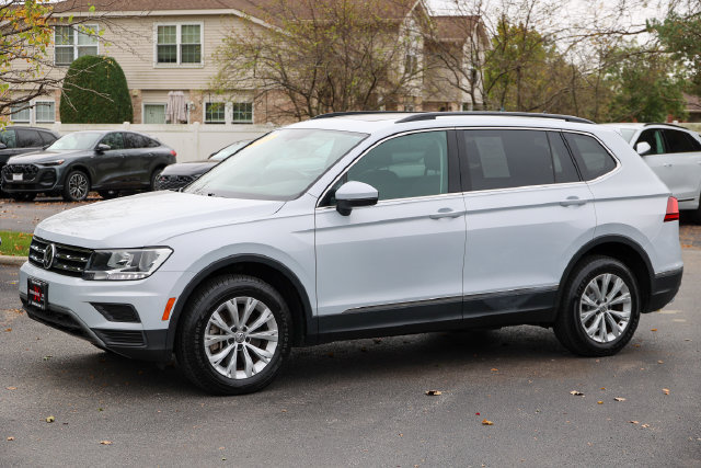Used 2018 Volkswagen Tiguan SE w/ Panoramic Sunroof Package AWD/4WD image 25