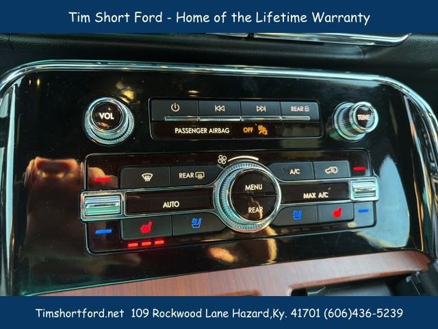 Used 2023 Lincoln Navigator Reserve image 15