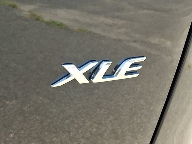Used 2026 Toyota Corolla Cross XLE FWD image 29