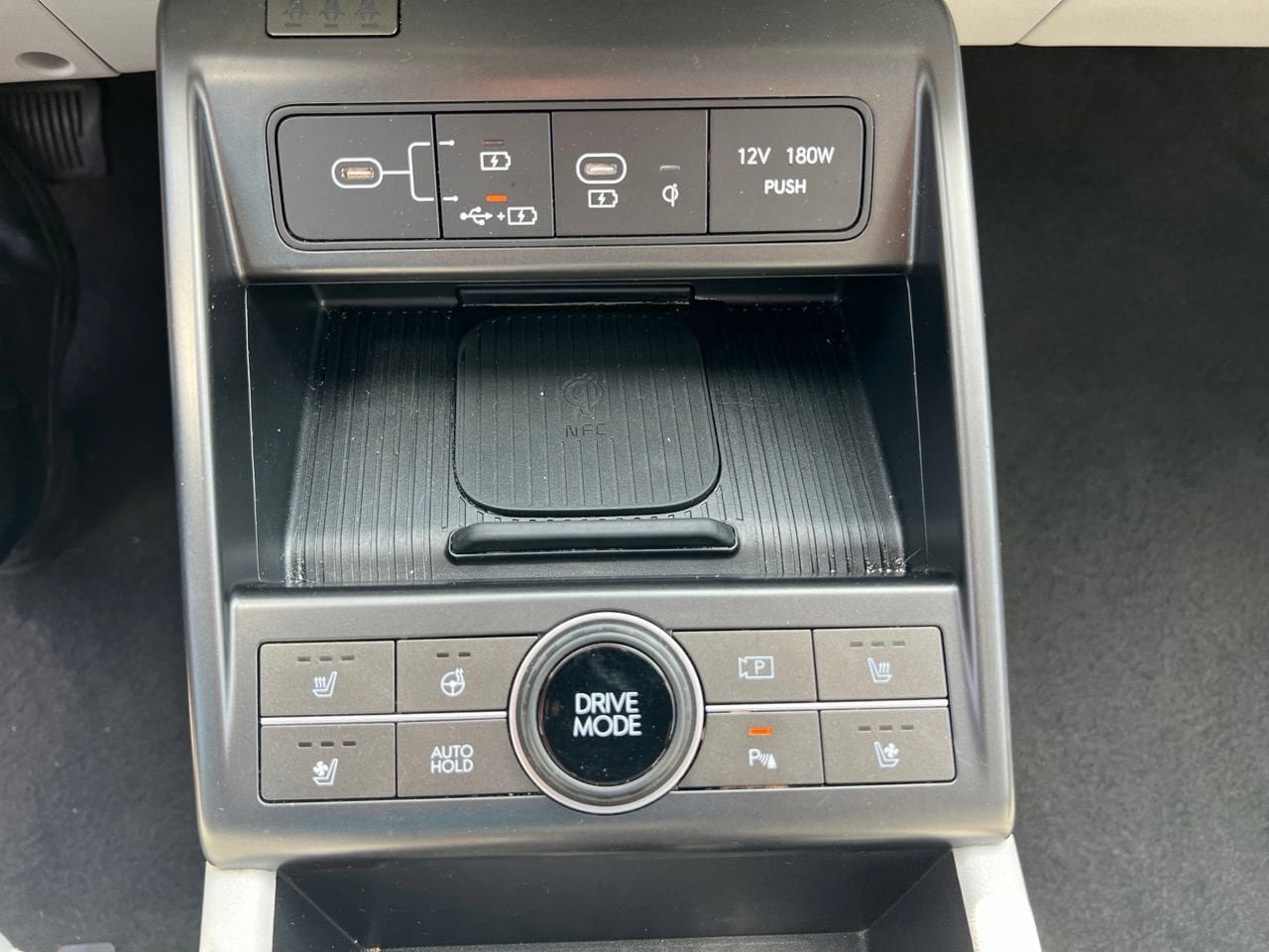 Used 2024 Hyundai Kona Limited FWD image 18