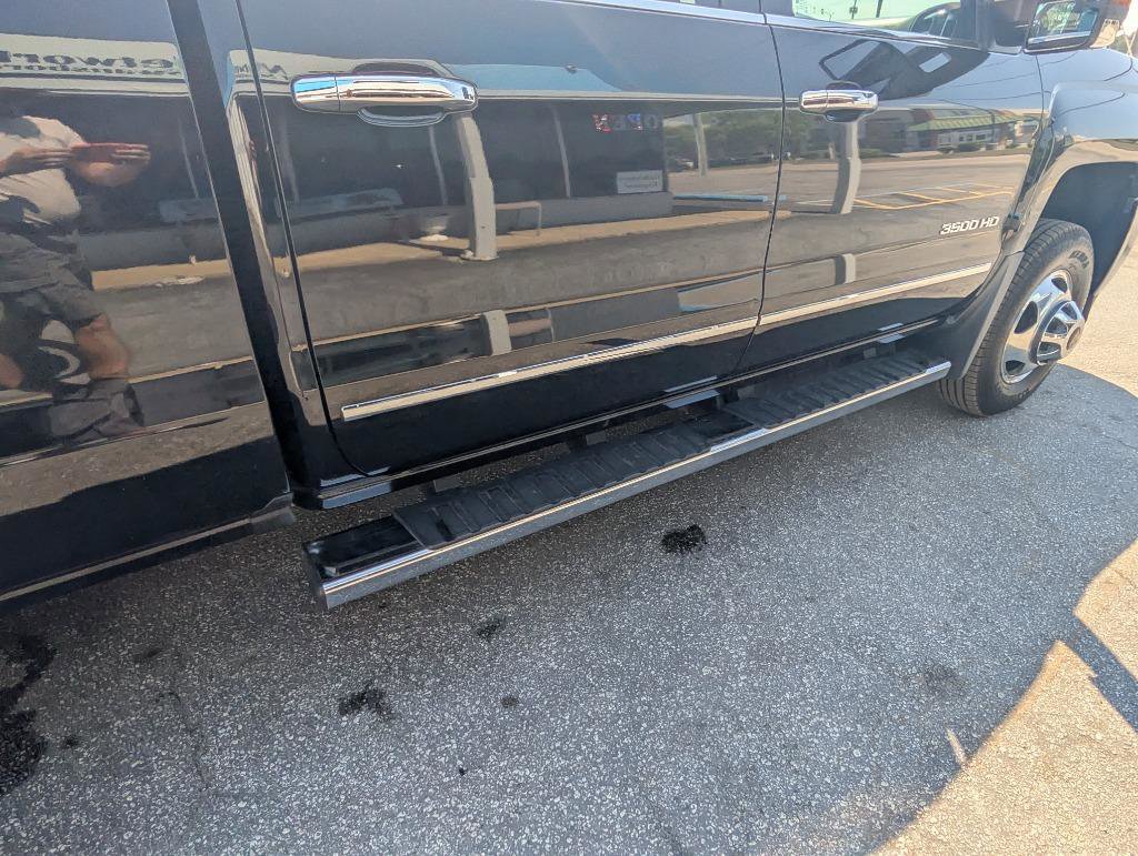 Used 2017 Chevrolet Silverado 3500 LTZ w/ Duramax Plus Package AWD/4WD image 19