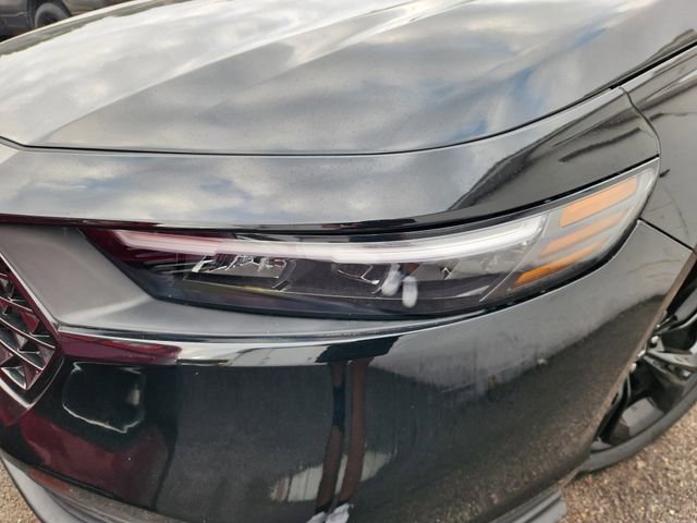 Used 2025 Honda Accord SE image 6