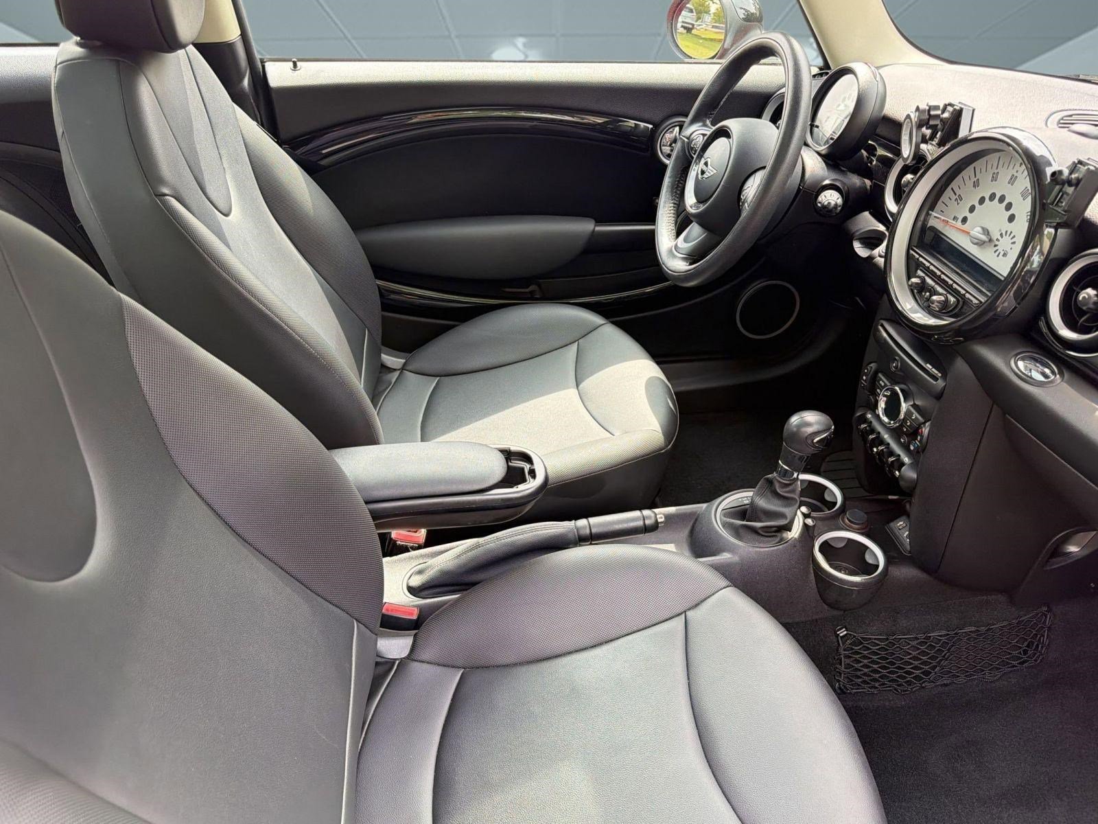 Used 2013 MINI Cooper Hardtop FWD image 29