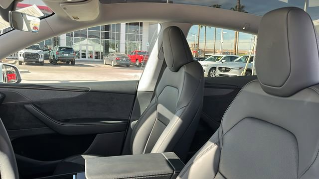 Used 2026 Tesla Model Y Long Range image 12