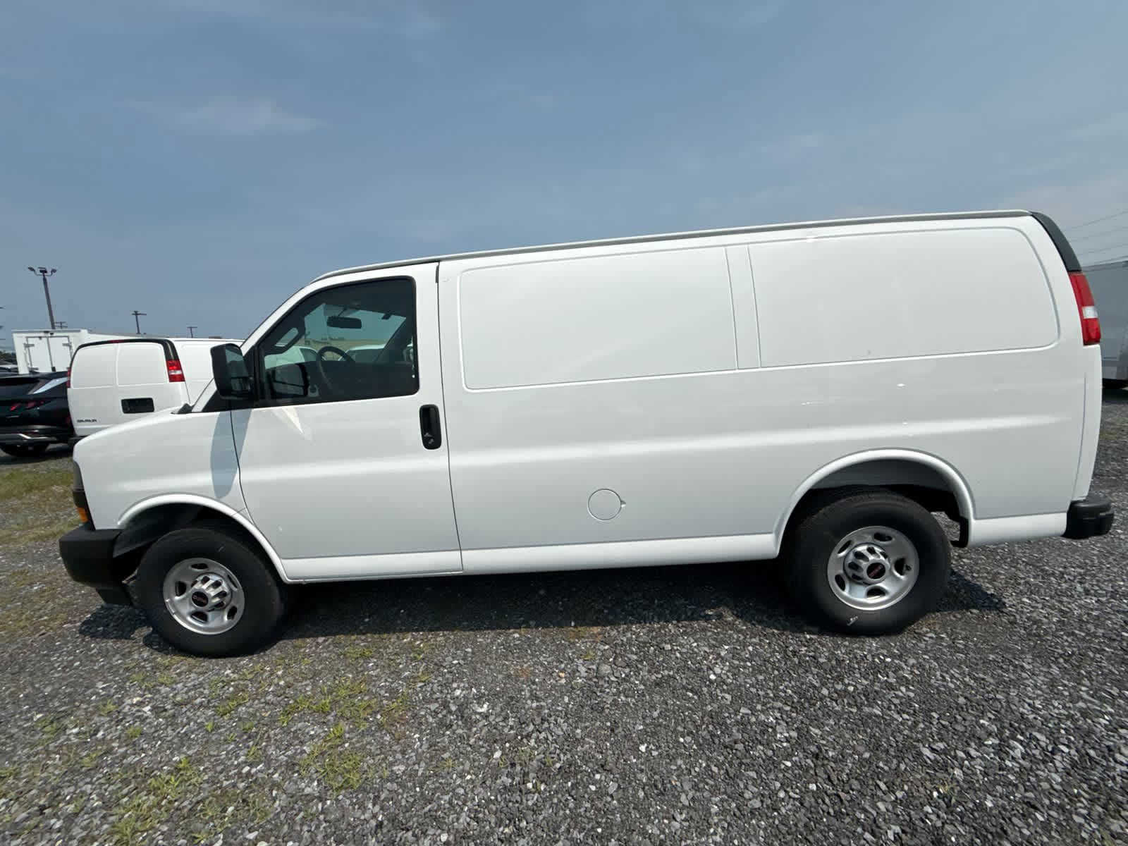 New 2026 GMC Savana 2500 w/ Driver Convenience Package RWD image 5